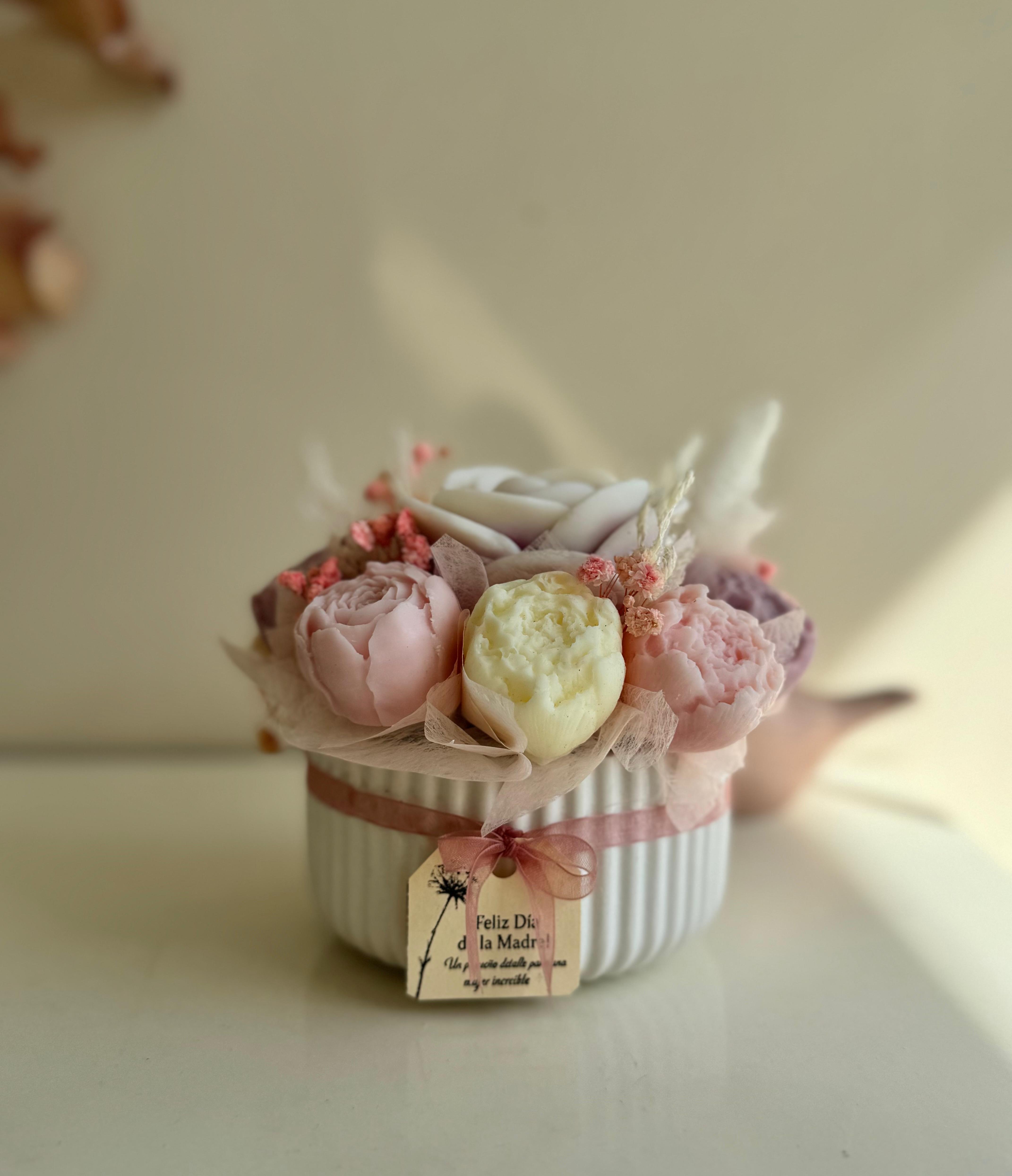 LITTLE  BOUQUET  2